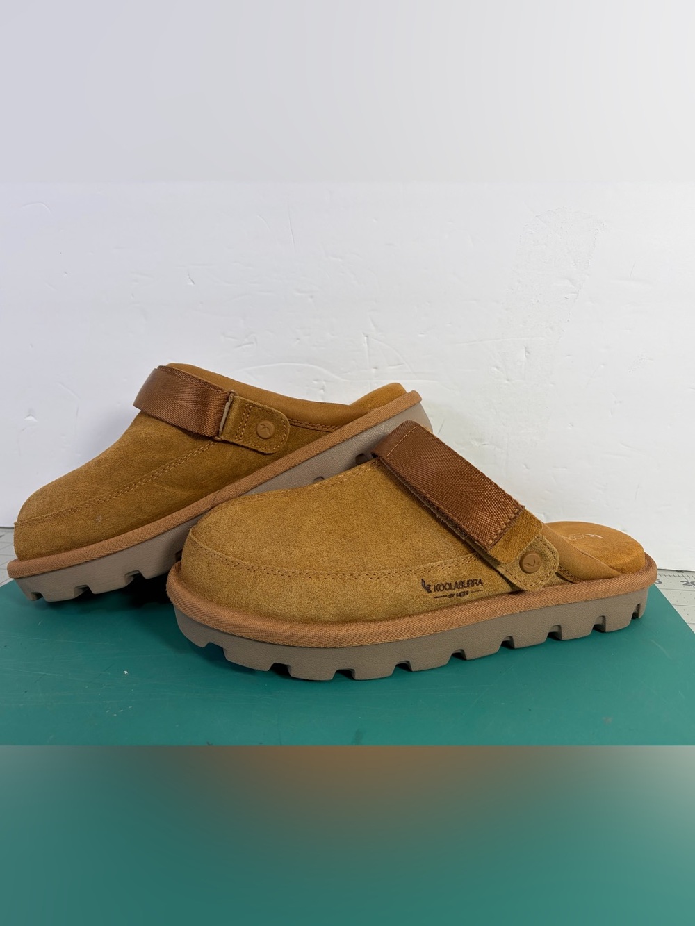 Koolaburra By UGG Suede Clog Slippers Chestnut Brown Men’s Size 10 EU 41